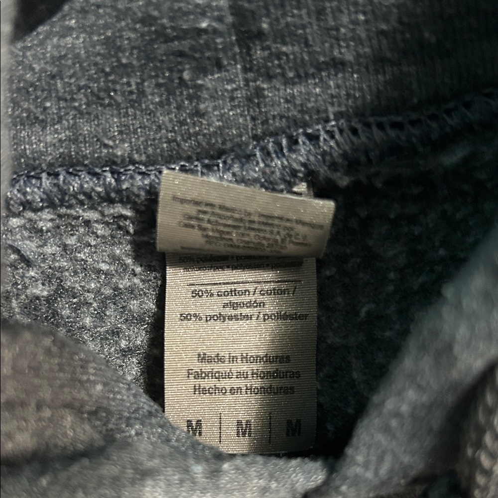 Grey + Sloan Memorial Hospital Gray Hoodie sz: medium - Picture 3 of 3